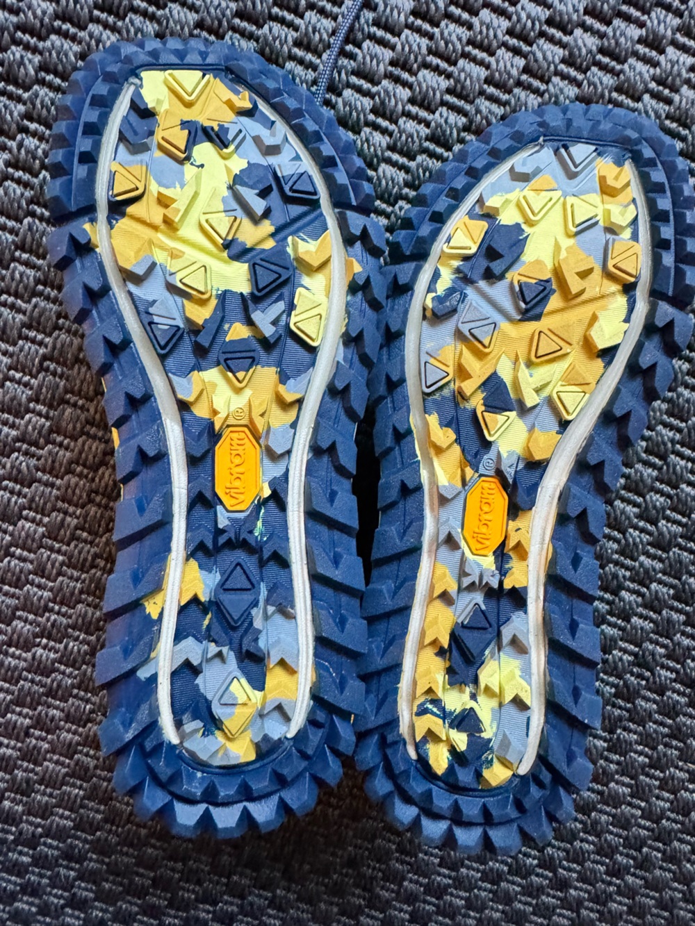 Merrell  Antorra  Yellow Lightweight hiking/trail running Shoes size 10 new - Picture 3 of 4